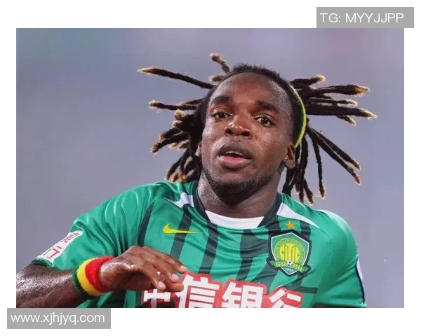 盘点足球球星经典长袖战袍展现绿茵场上独特风采