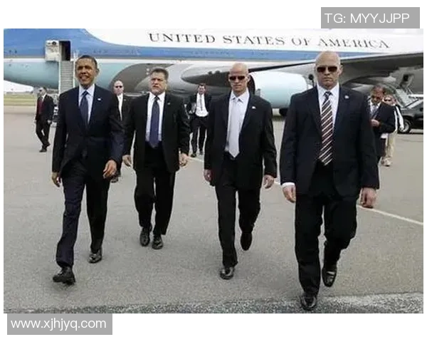 足球明星背后的隐形守护者揭秘 球星保镖的日常与挑战